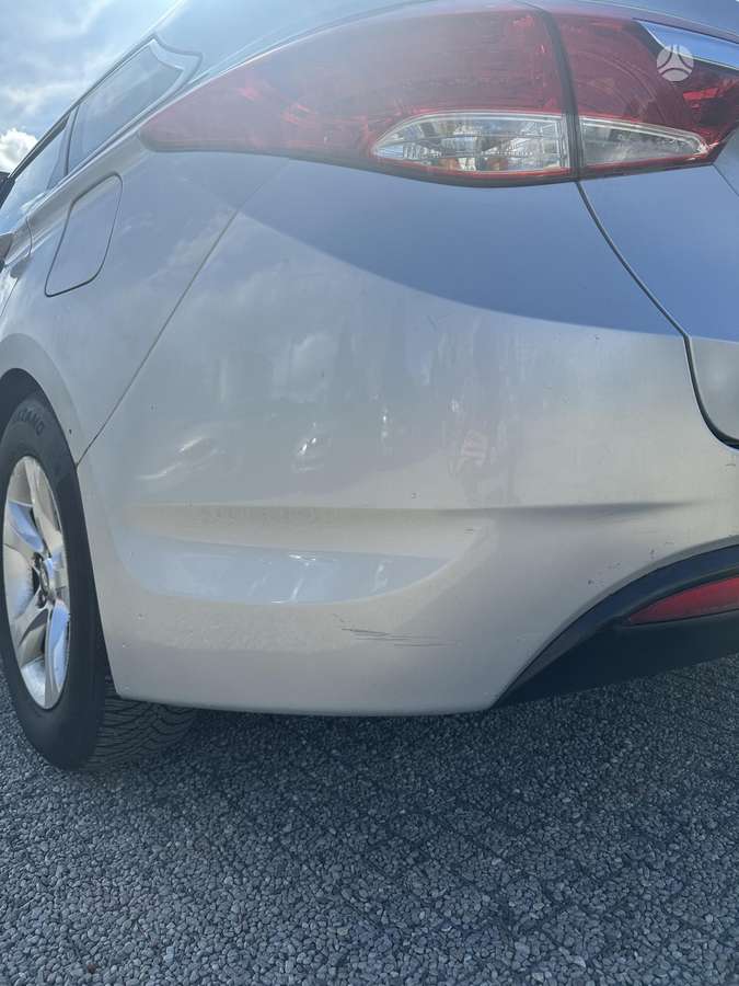 Hyundai i40 2012 — photo 17