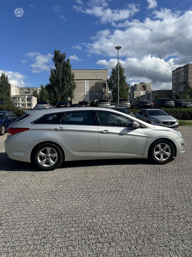 Hyundai i40 2012 — photo 7