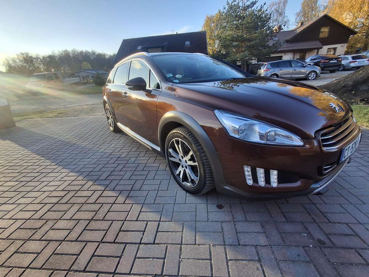 Peugeot 508 2013 — photo 10