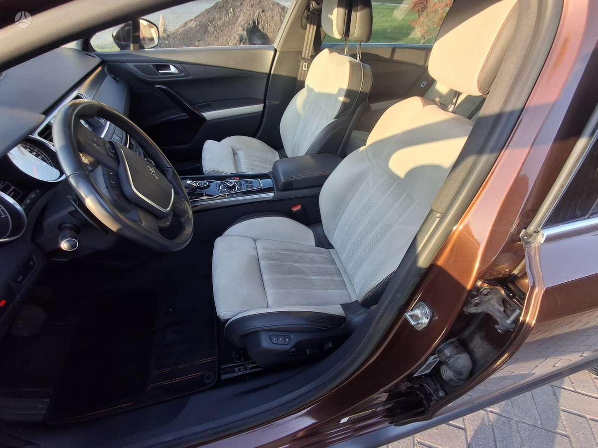 Peugeot 508 2013 — photo 18