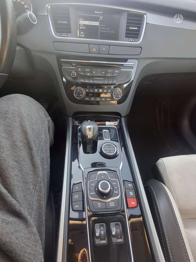 Peugeot 508 2013 — photo 21