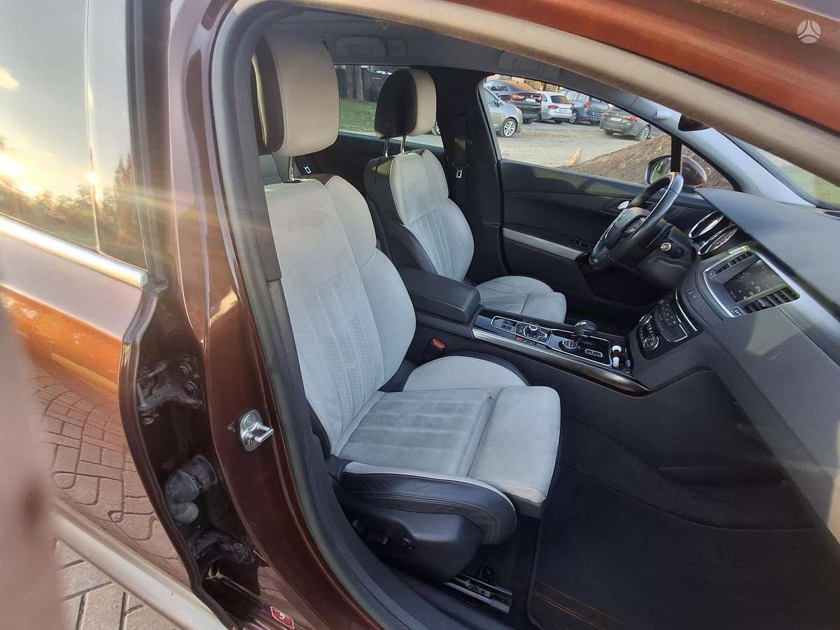 Peugeot 508 2013 — photo 27