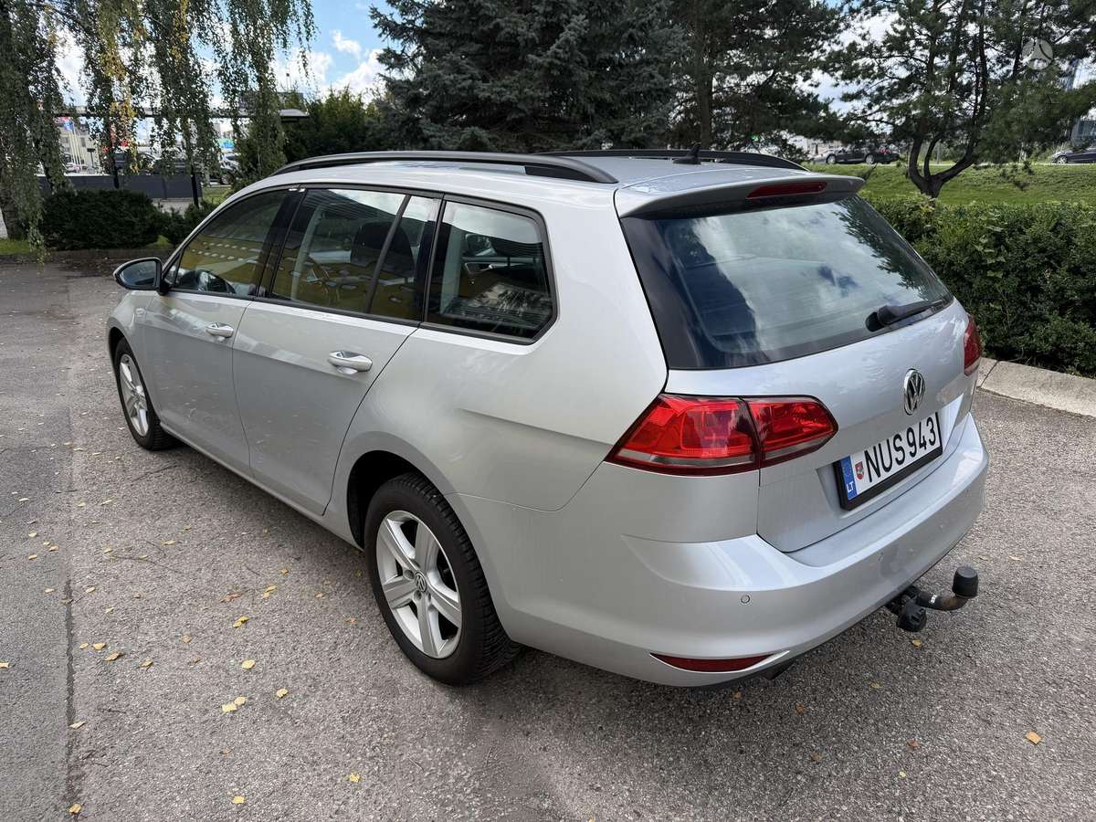 Volkswagen Golf 2014 — interior
