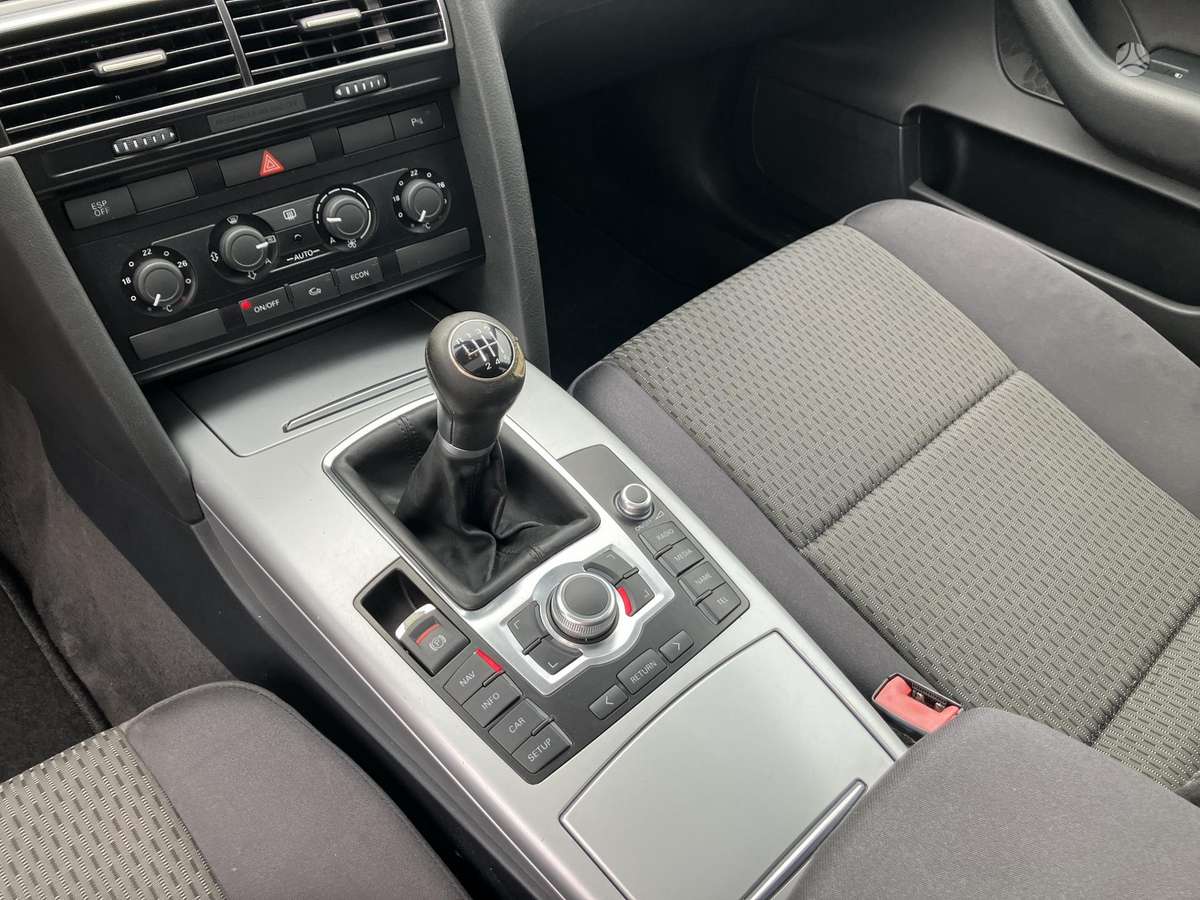 Audi A6 2009 — photo 14