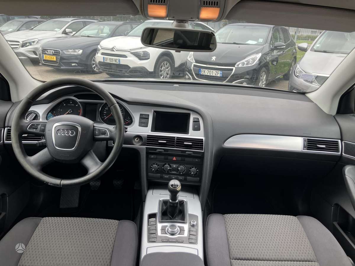Audi A6 2009 — photo 18