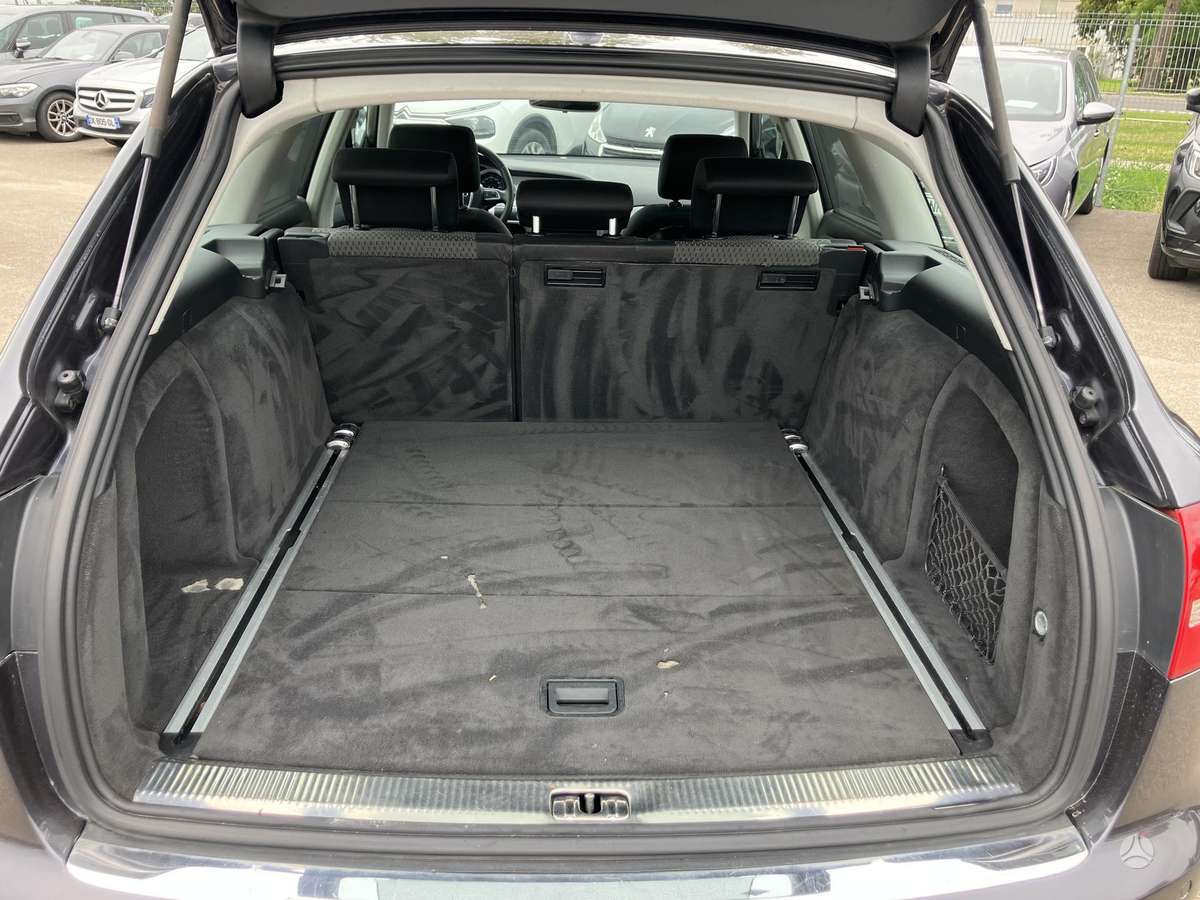 Audi A6 2009 — photo 20