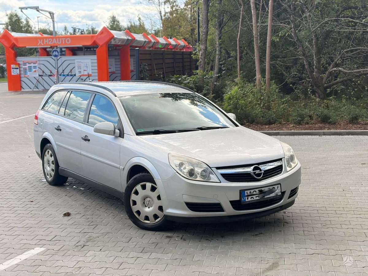 Opel Vectra 2006 — interior