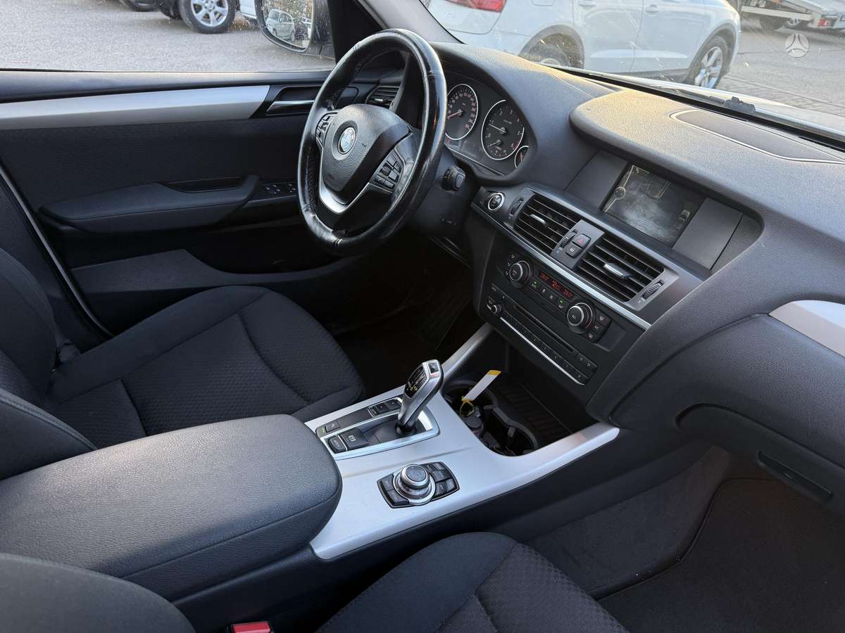 BMW X3 2013 — фото 12
