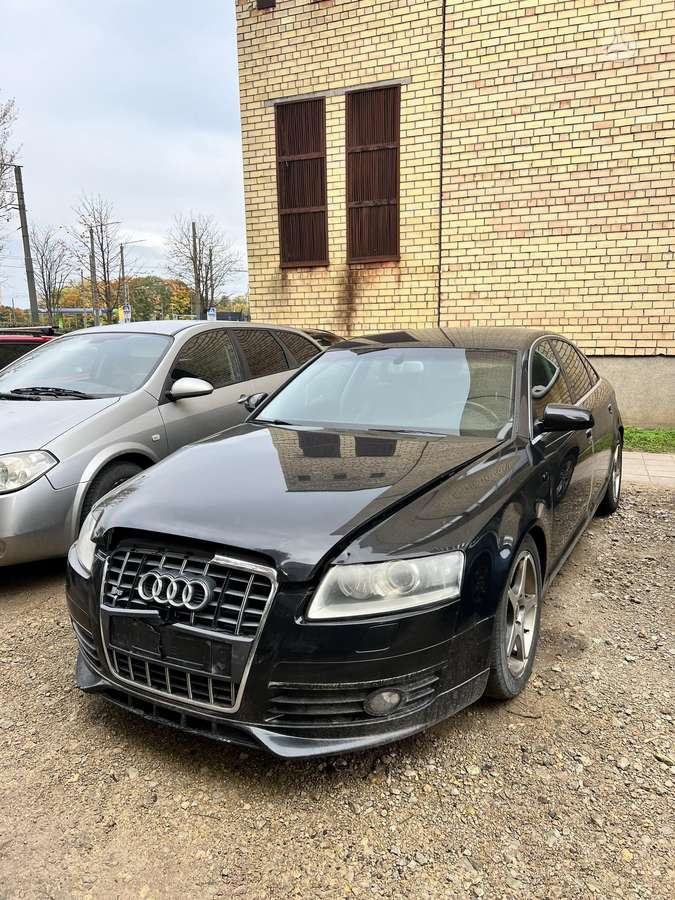 Audi A6 2005 — вигляд ззаду