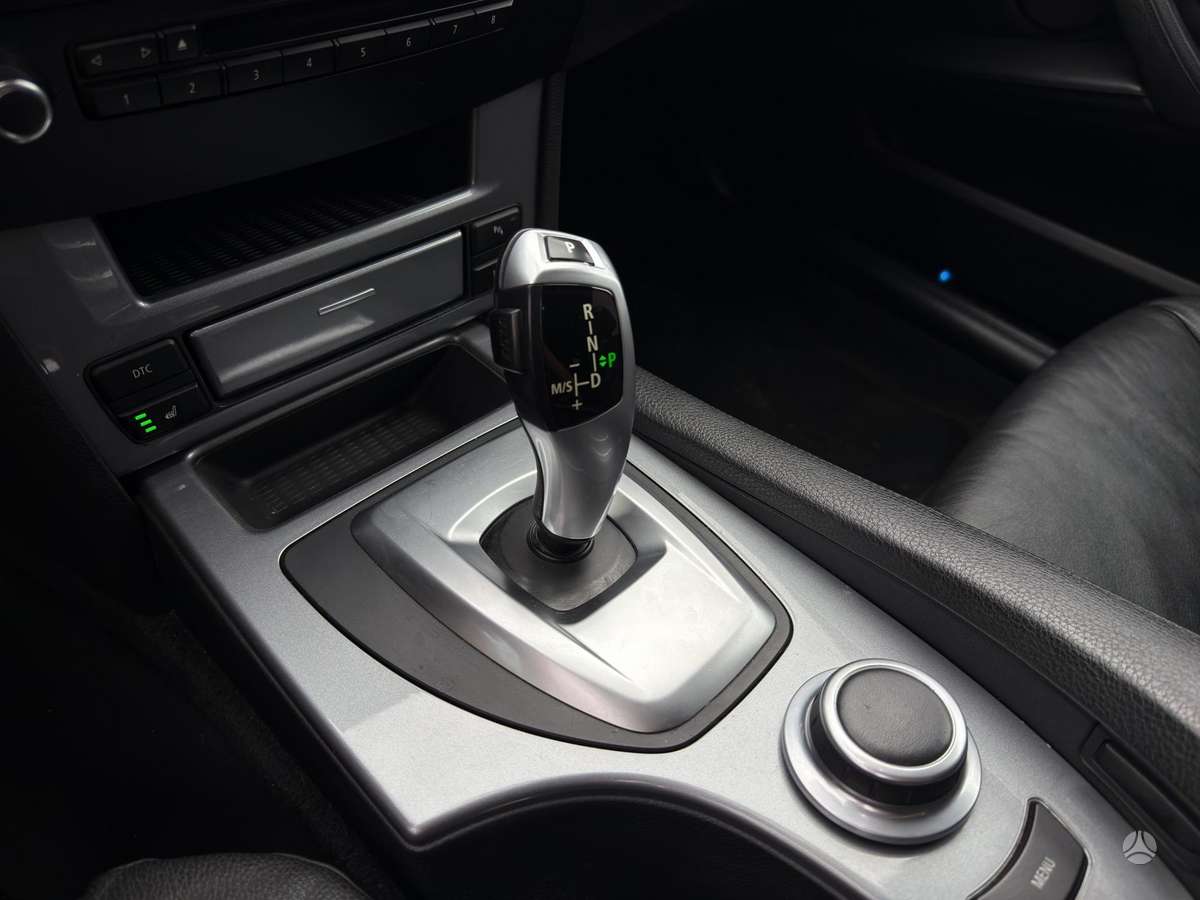 BMW 530 2008 — photo 14