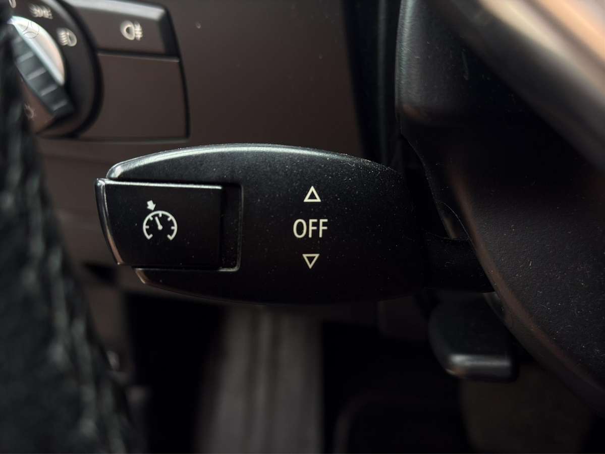 BMW 530 2008 — photo 17