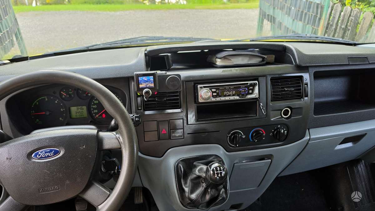 Ford Transit 2007 — photo 16