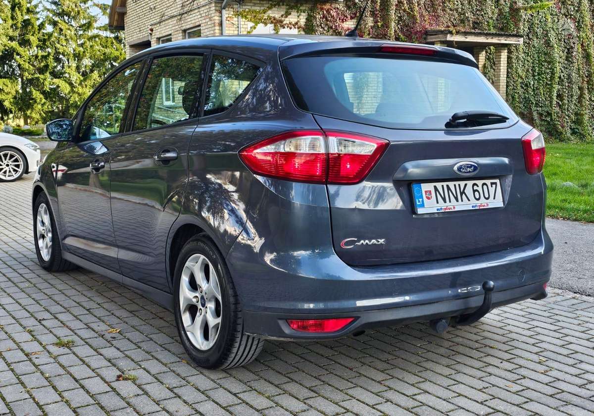 Ford C-MAX 2012 — rear view
