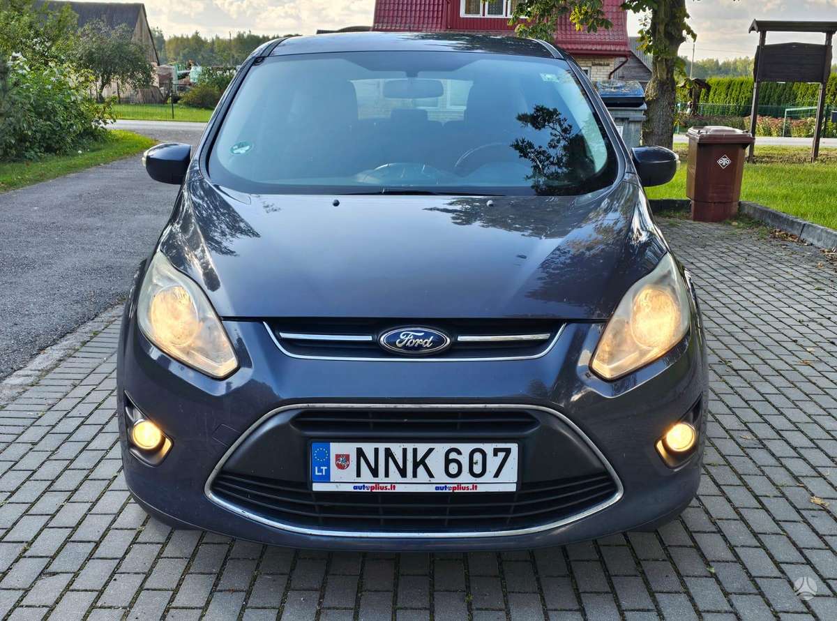 Ford C-MAX 2012 — photo 6