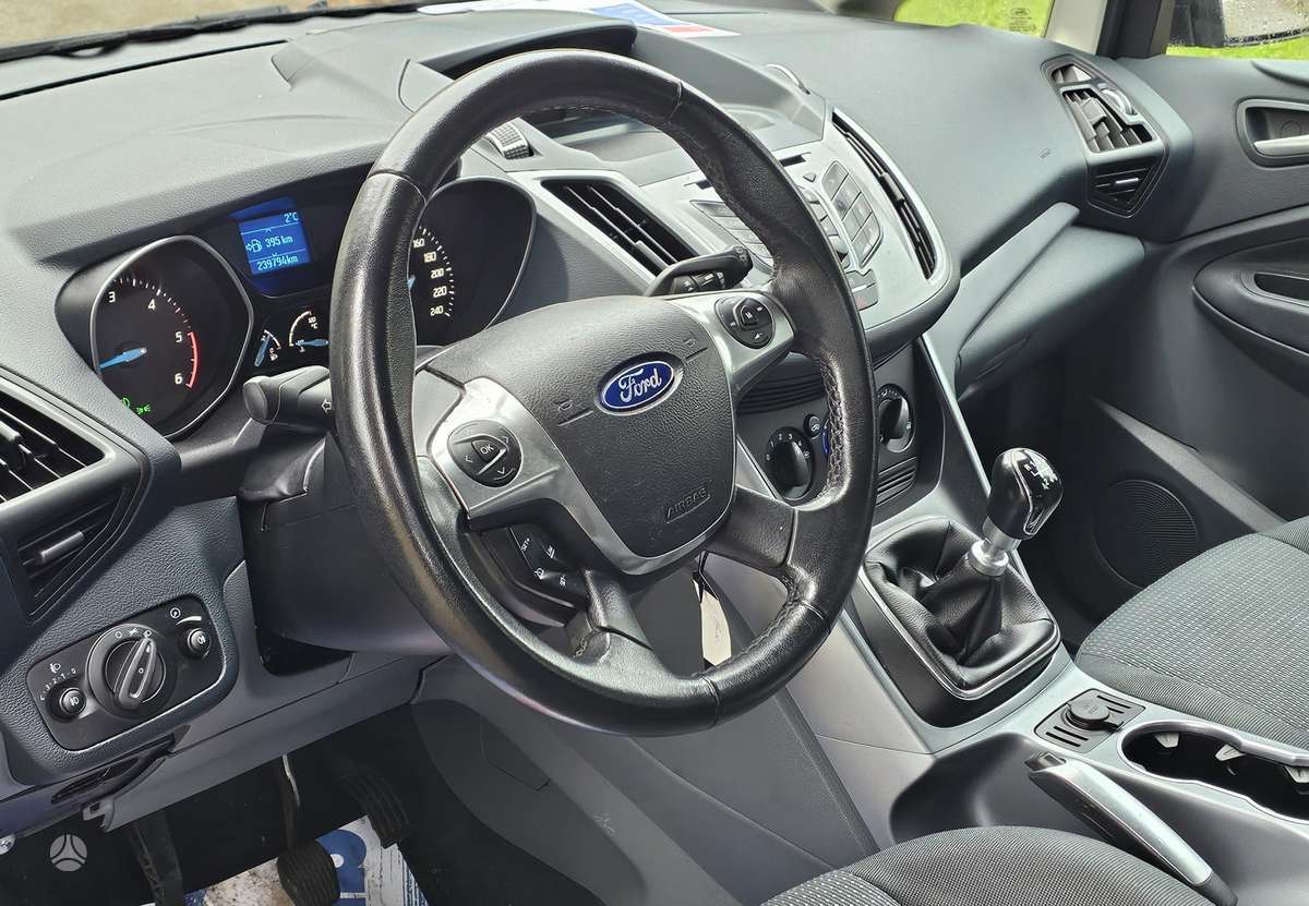 Ford C-MAX 2012 — photo 7