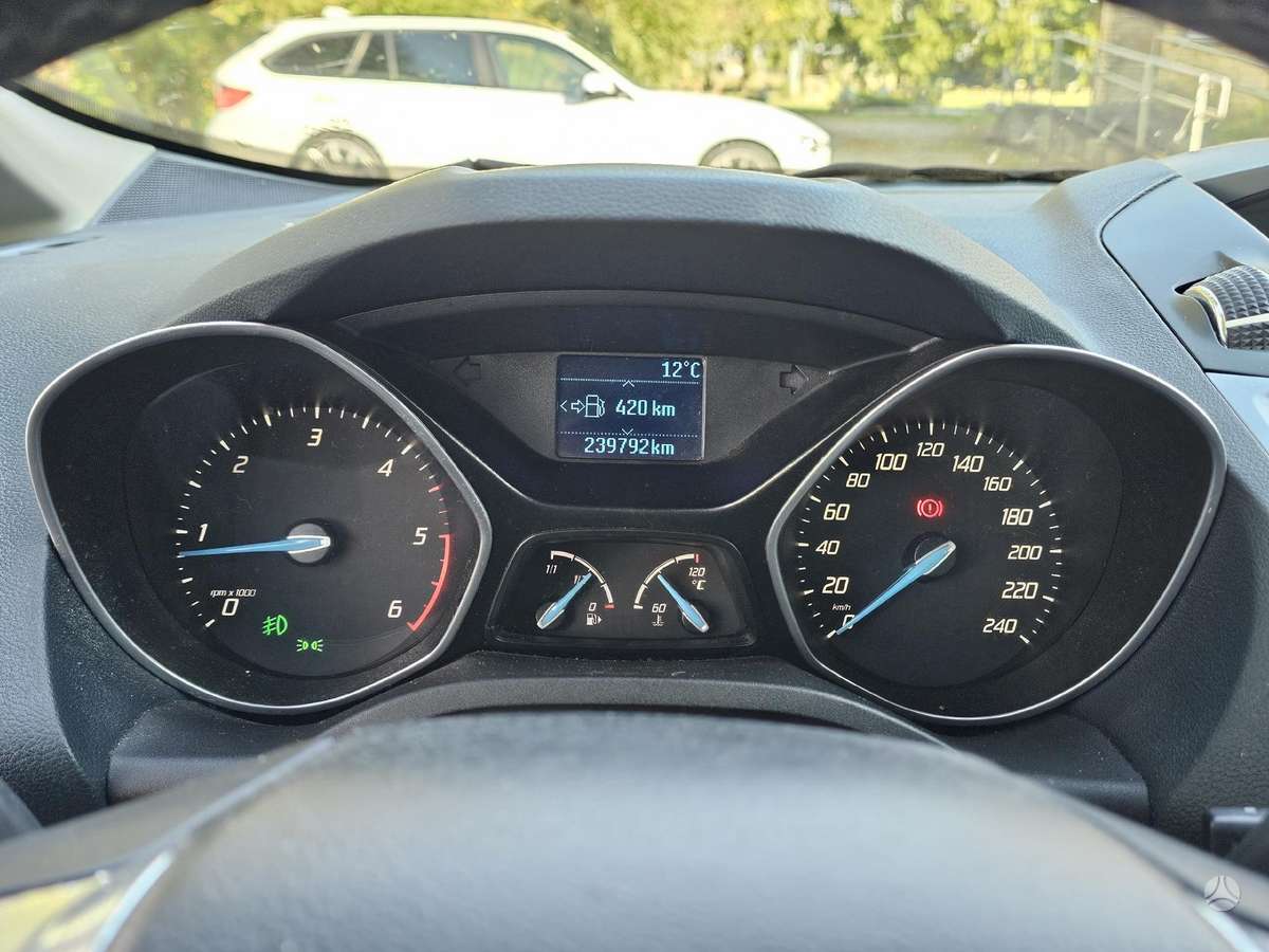 Ford C-MAX 2012 — photo 8