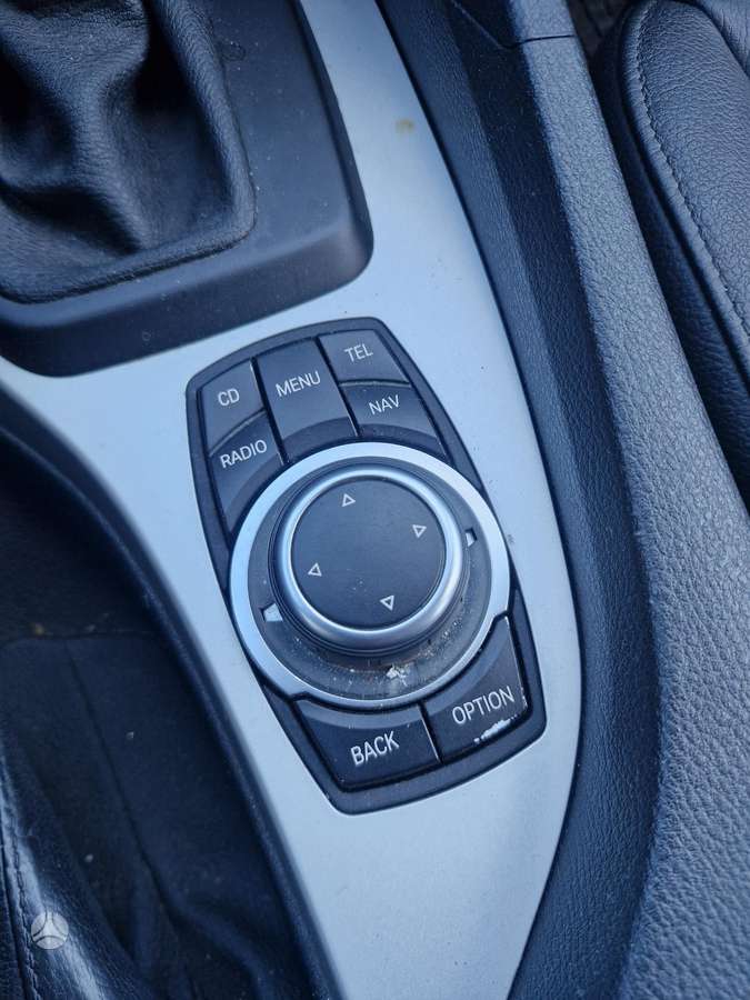 BMW X1 2011 — фото 14