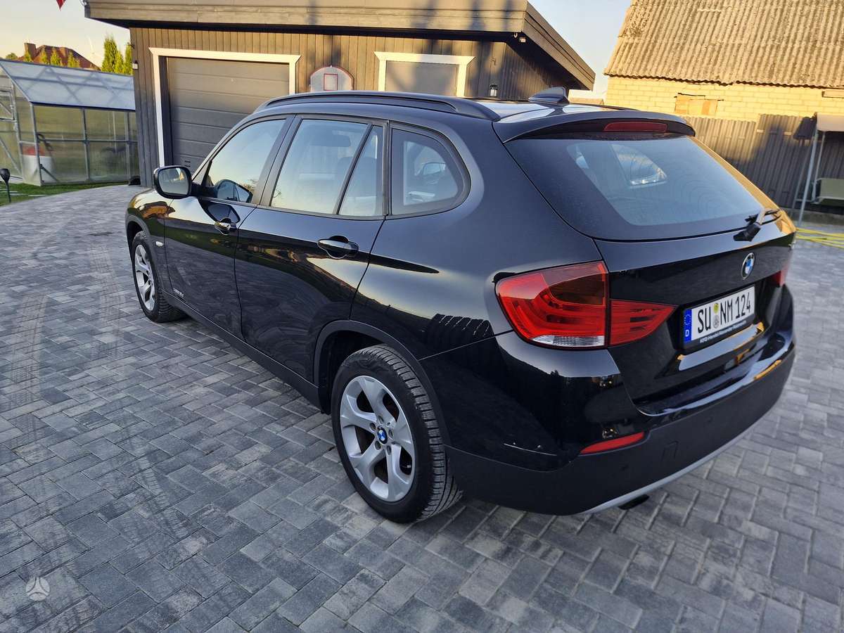 BMW X1 2011 — двигун 1995 cm³, 136 HP (100kW)