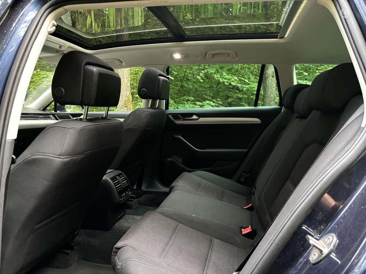 Volkswagen Passat 2015 — photo 11