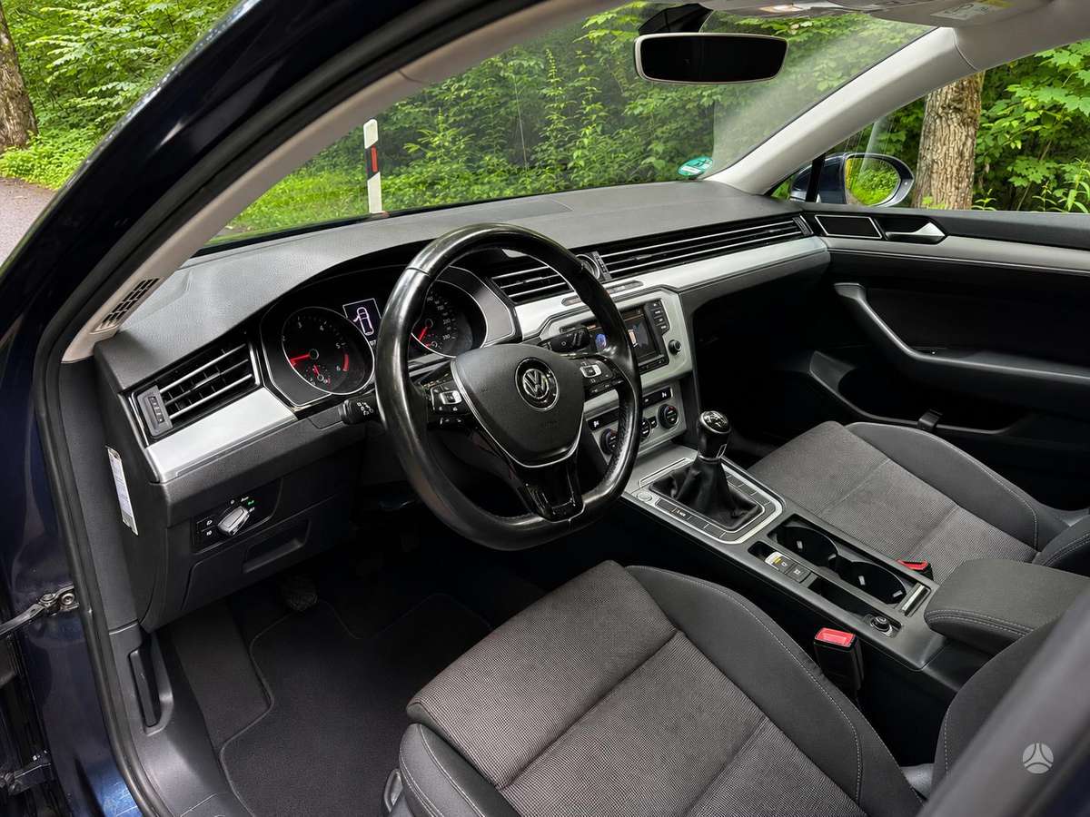 Volkswagen Passat 2015 — photo 8