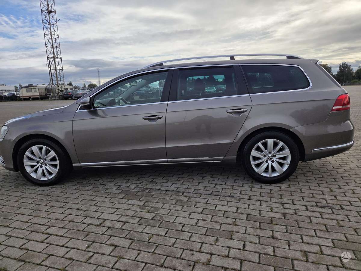 Volkswagen Passat 2011 — photo 6