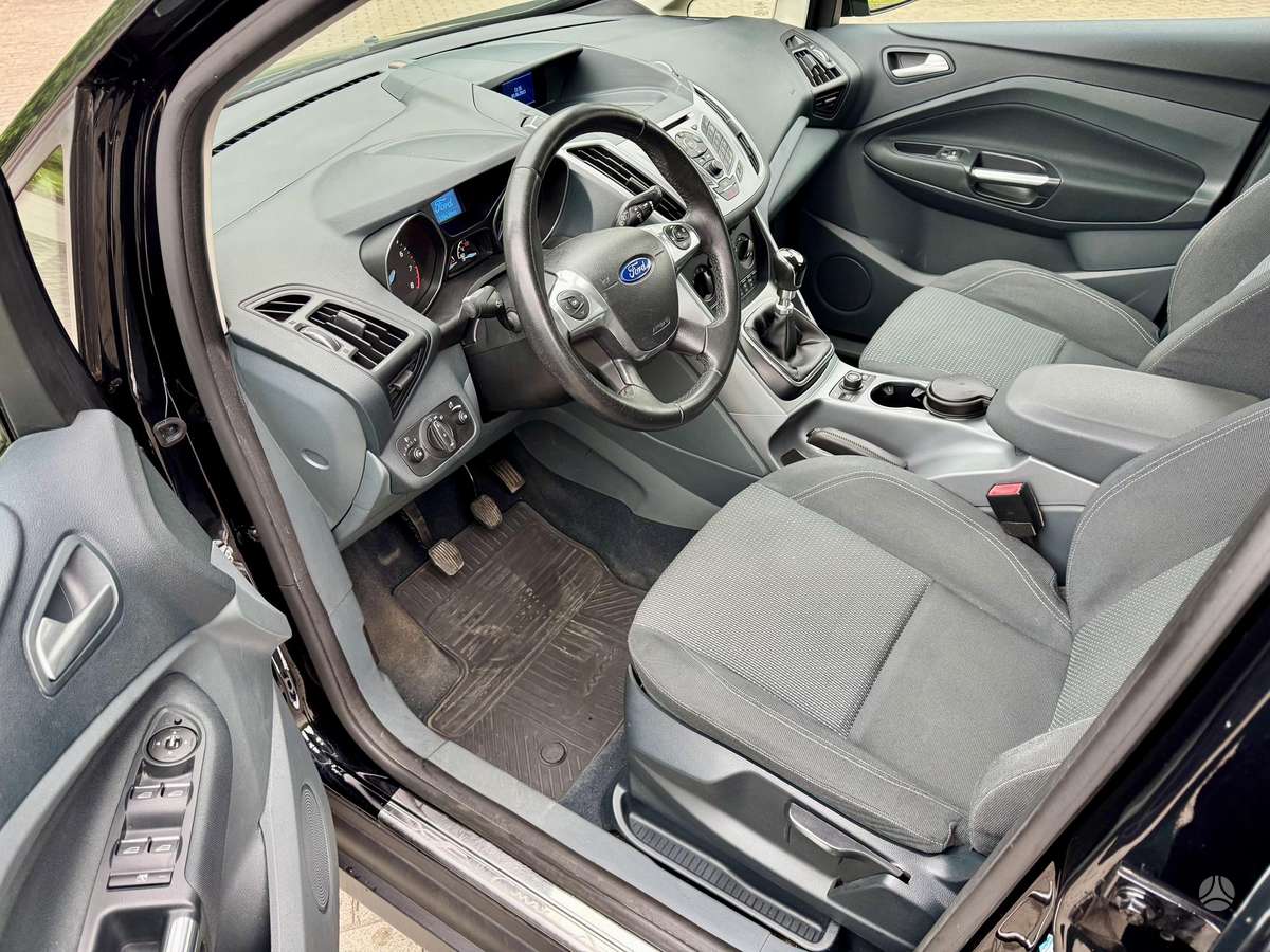 Ford C-MAX 2013 — photo 10