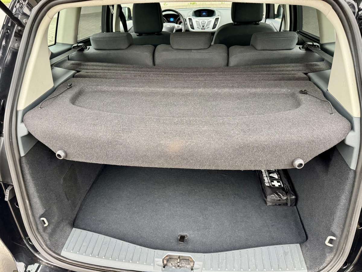 Ford C-MAX 2013 — photo 14