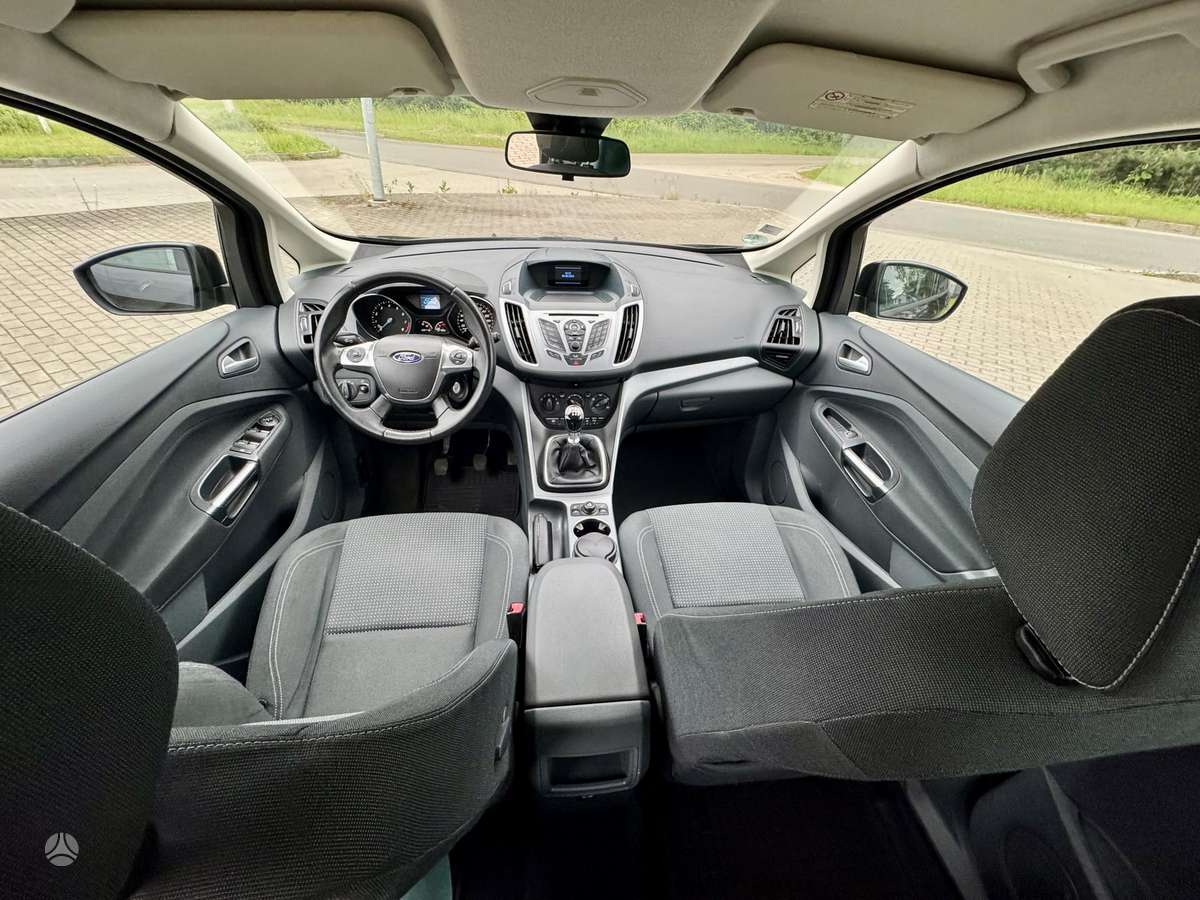 Ford C-MAX 2013 — photo 19
