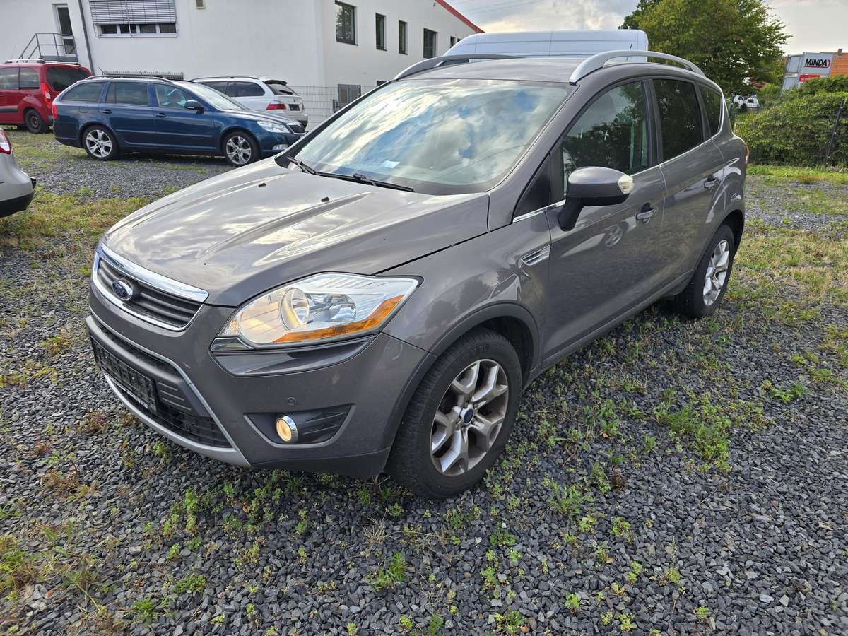 Ford Kuga 2012 — interior