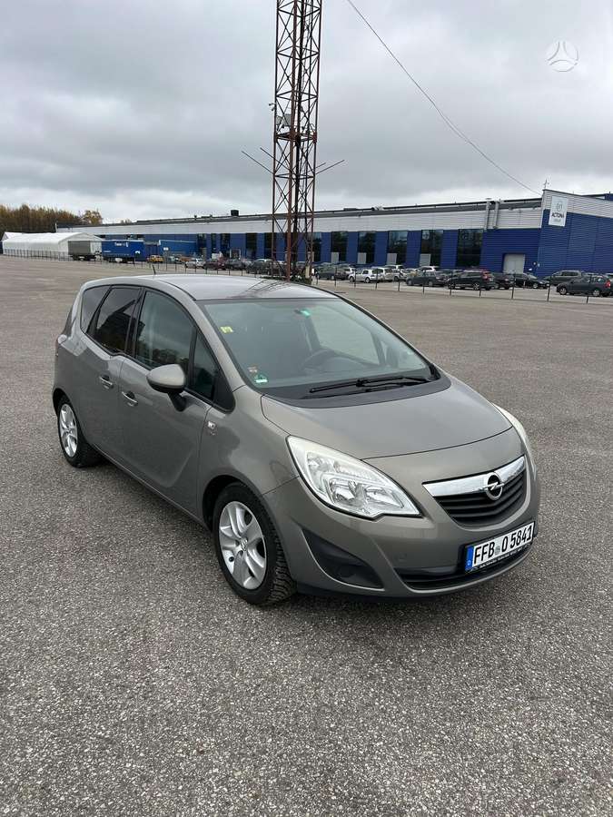 Opel Meriva, 2013
