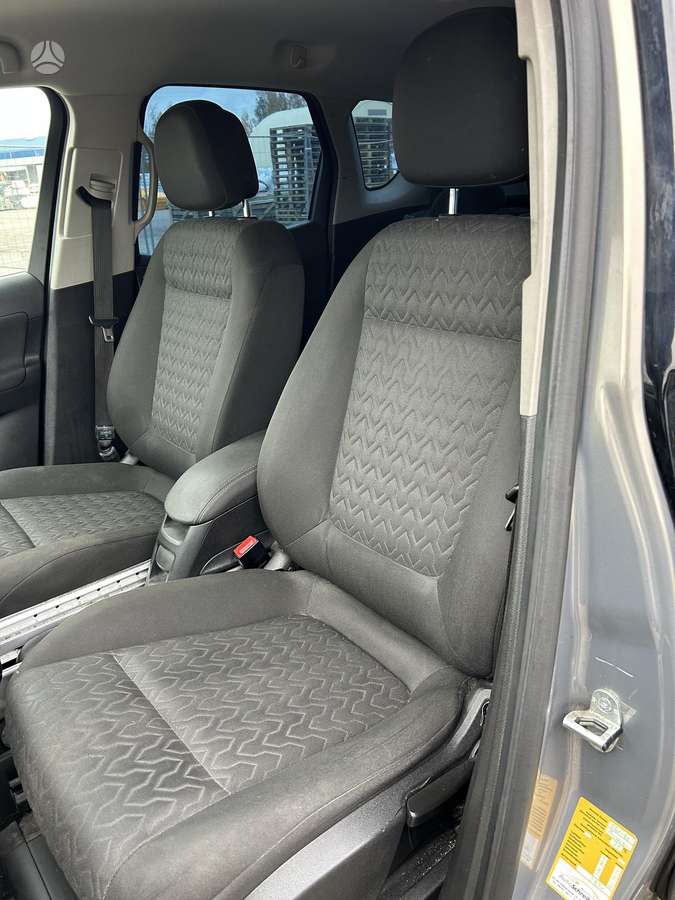 Opel Meriva 2013 — photo 11