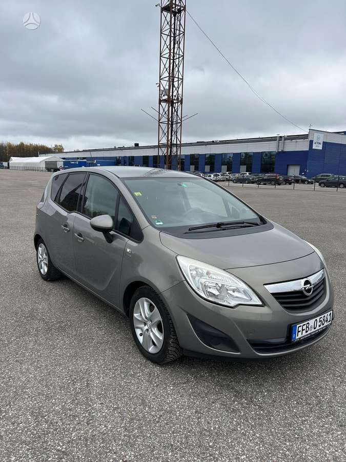 Opel Meriva 2013 — engine 1364 cm³, 120 HP (88kW)