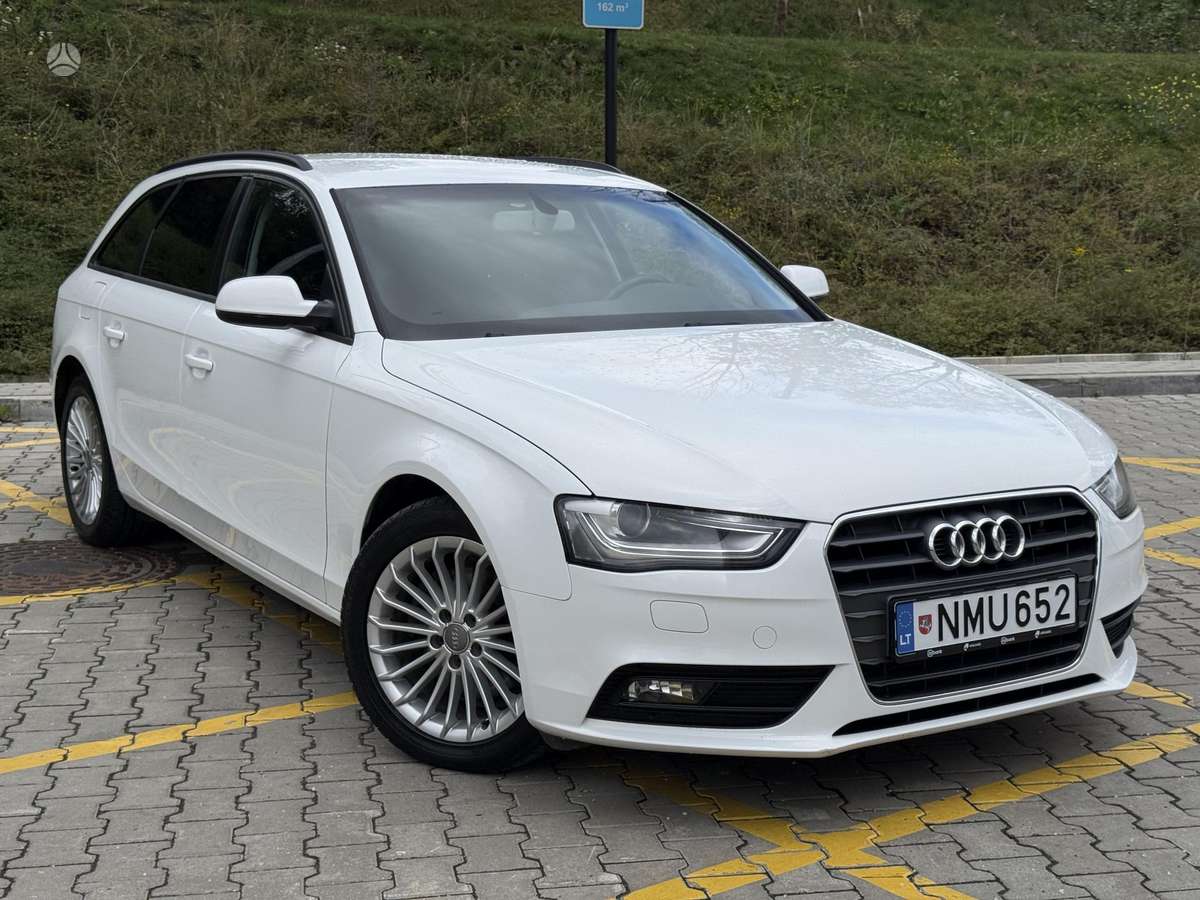 Audi A4, 2012