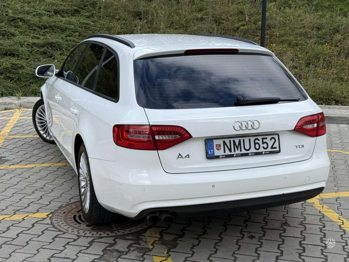 Audi A4 2012 — photo 5