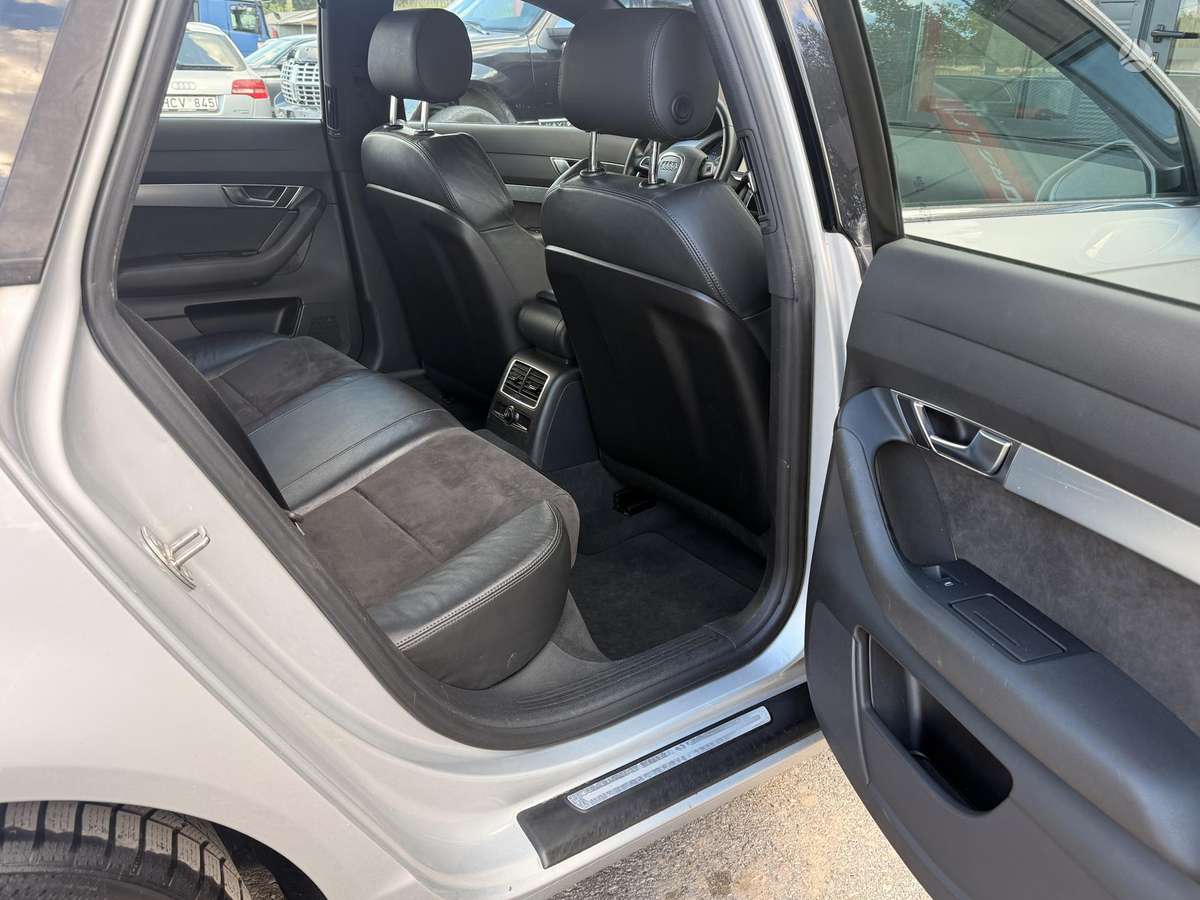 Audi A6 2009 — photo 18