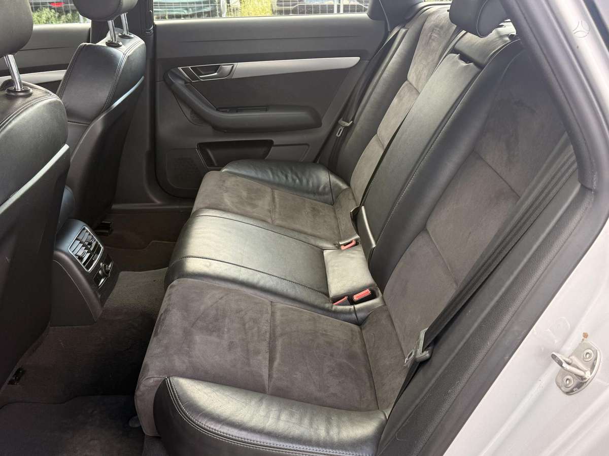 Audi A6 2009 — photo 21