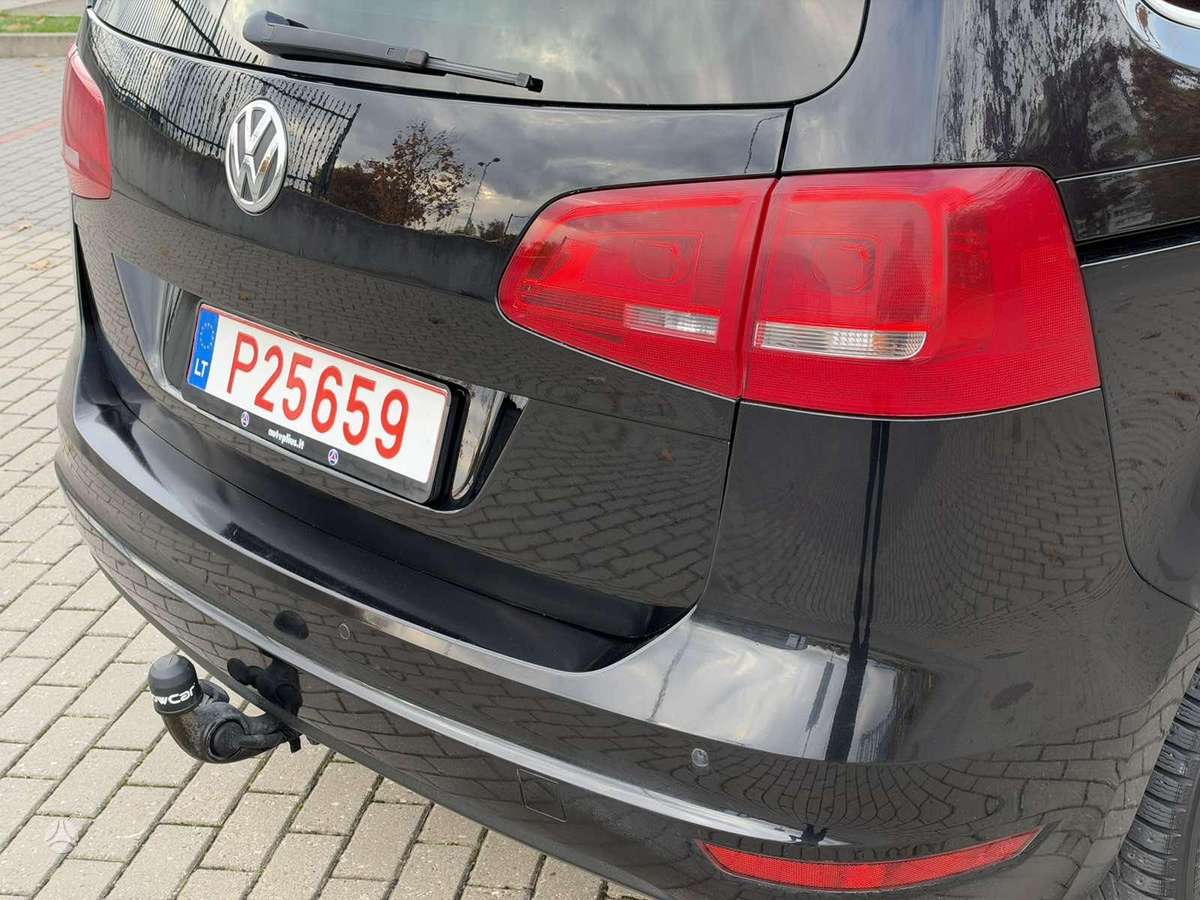 Volkswagen Sharan 2011 — photo 12
