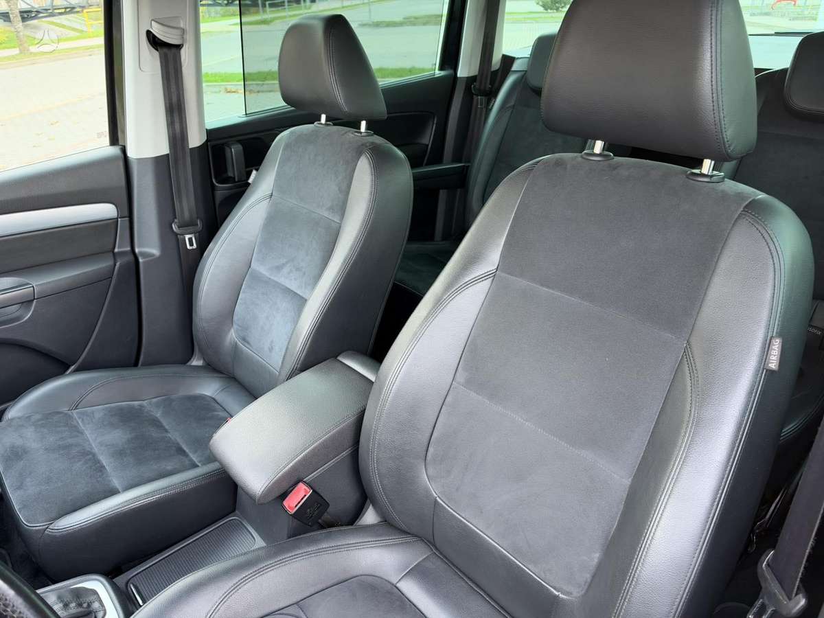 Volkswagen Sharan 2011 — photo 17