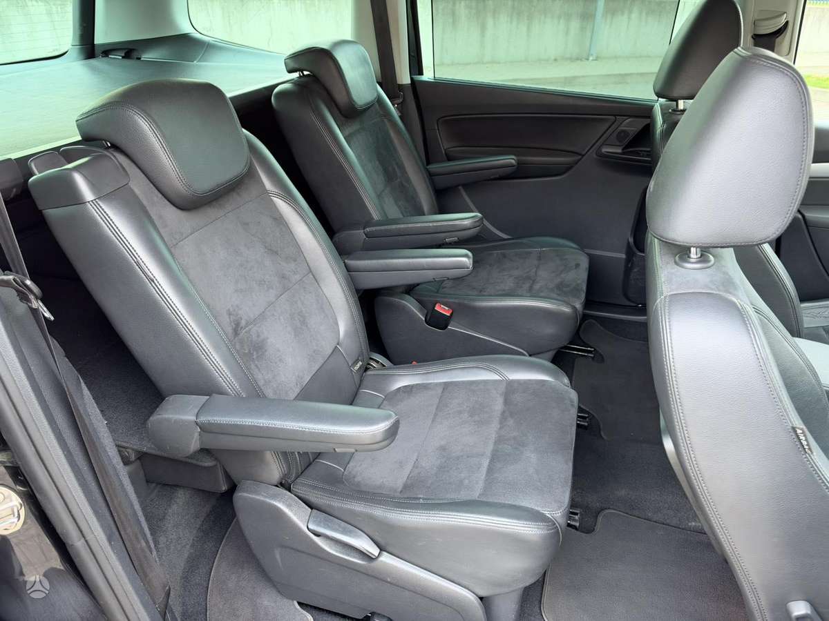 Volkswagen Sharan 2011 — photo 19