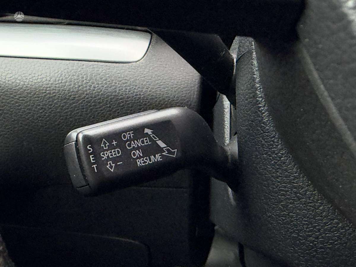 Volkswagen Sharan 2011 — photo 25