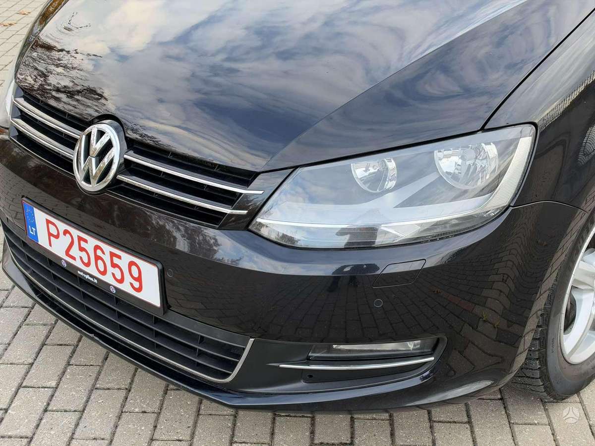 Volkswagen Sharan 2011 — photo 8