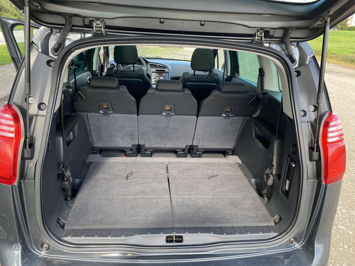 Peugeot 5008 2010 — photo 20