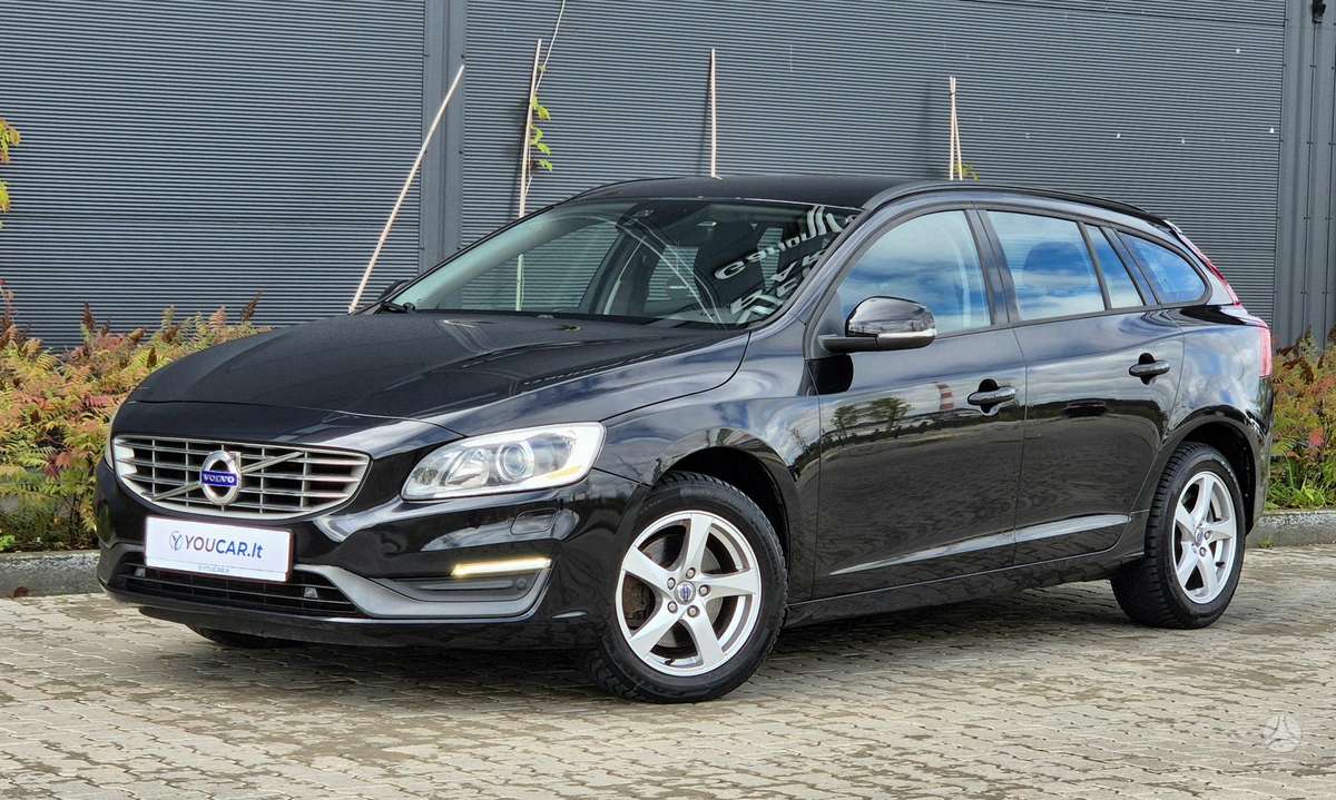 Volvo V60 2014 — rear view