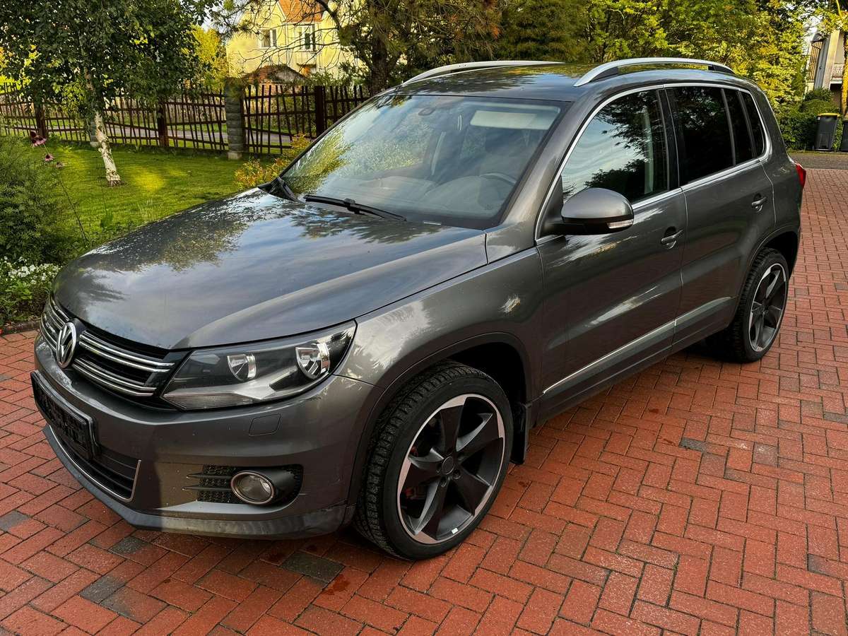 Volkswagen Tiguan, 2012