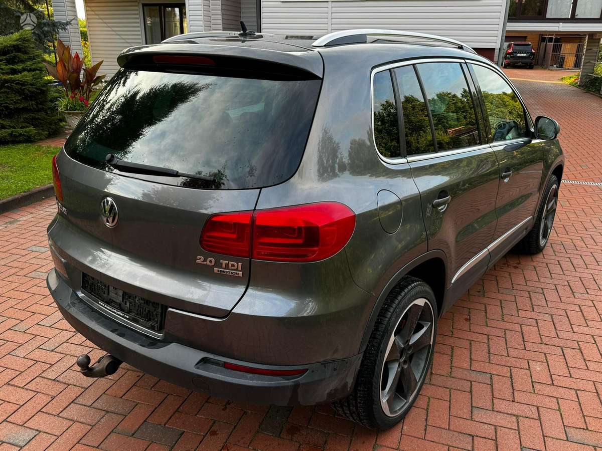 Volkswagen Tiguan 2012 — engine 1968 cm³, 140 HP (103kW)