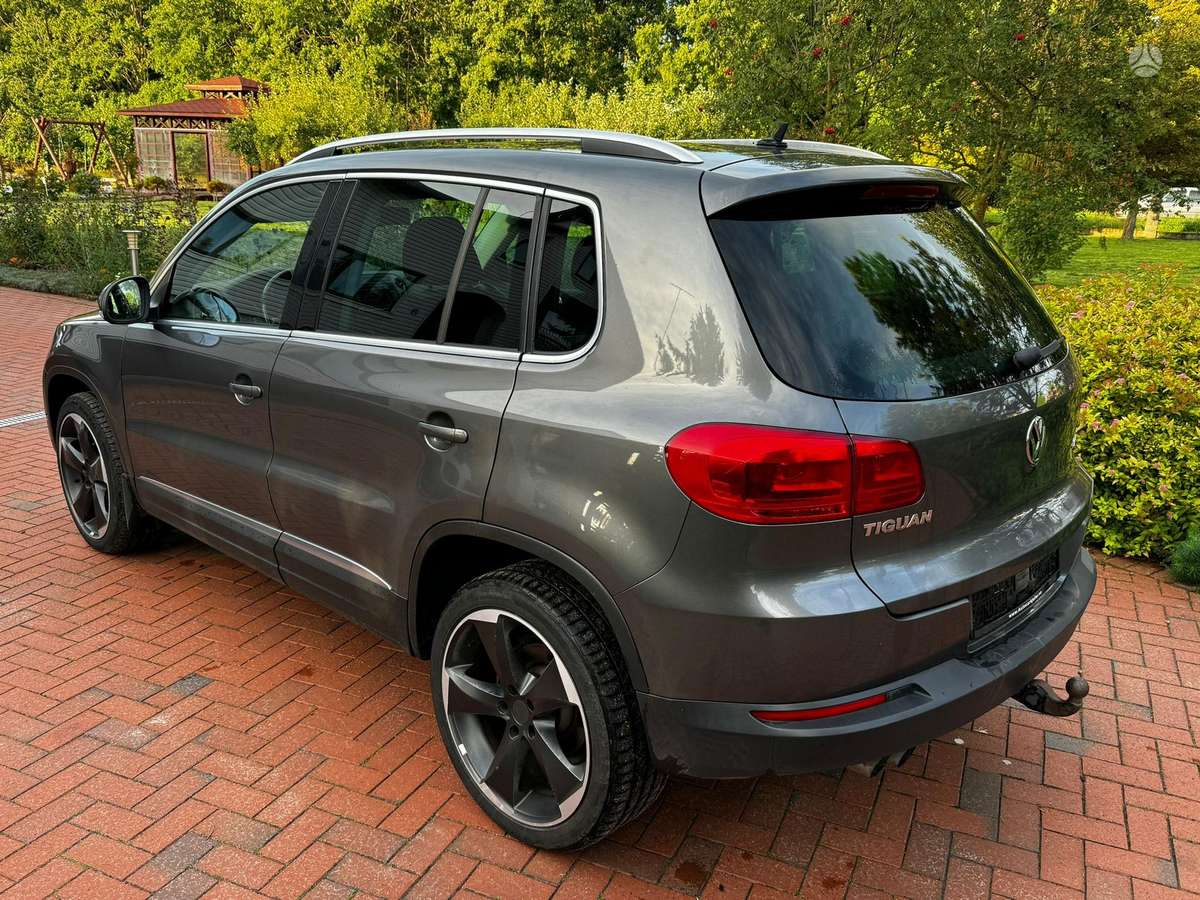 Volkswagen Tiguan 2012 — photo 6