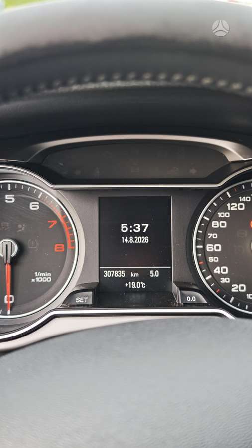 Audi A4 2013 — фото 17
