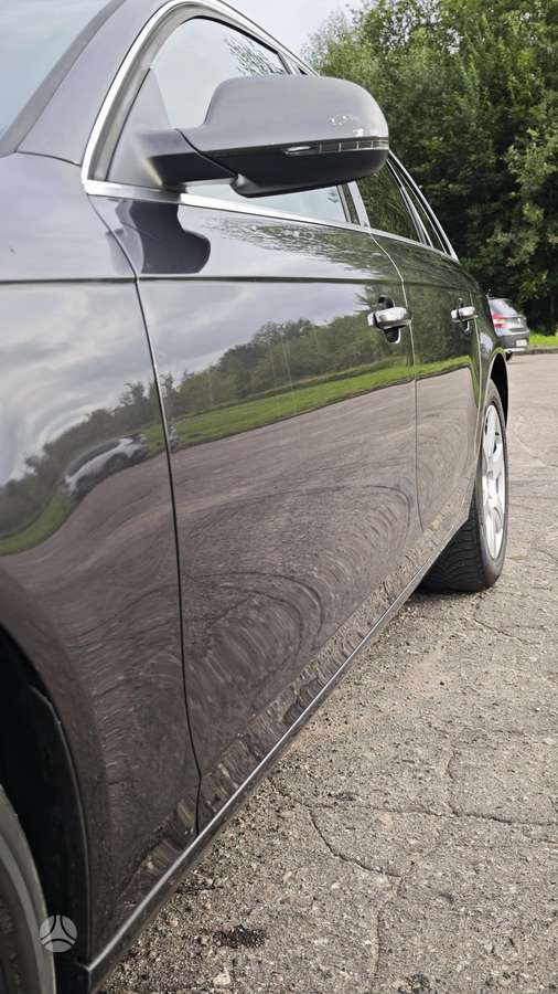 Audi A4 2013 — двигун 1798 cm³, 170 HP (125kW)