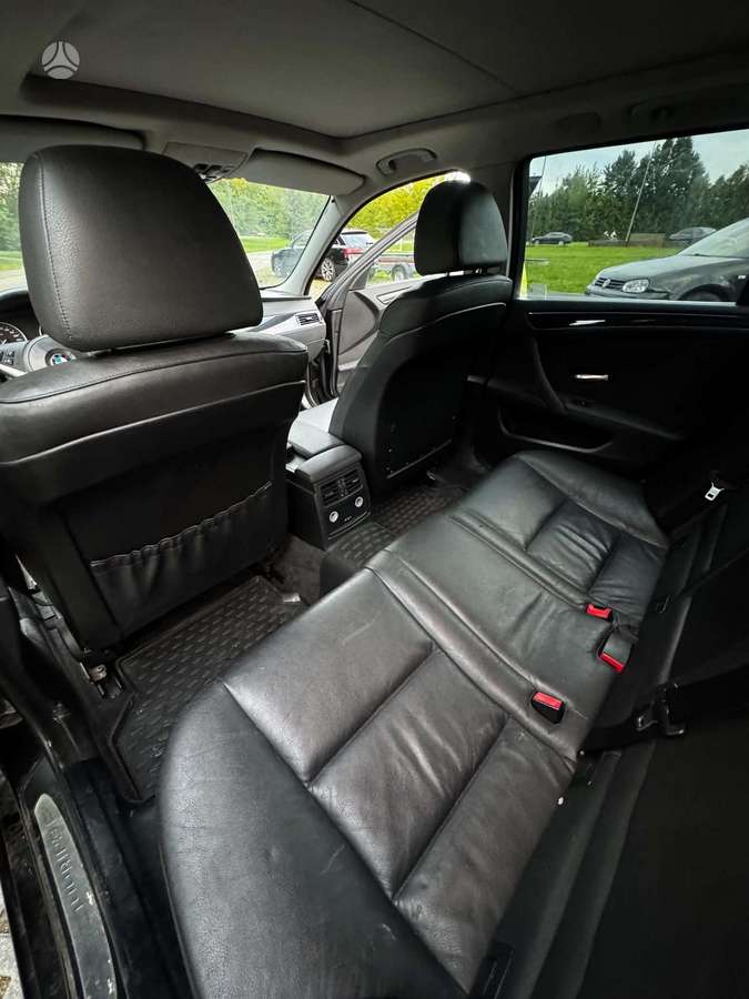 BMW 520 2009 — photo 9