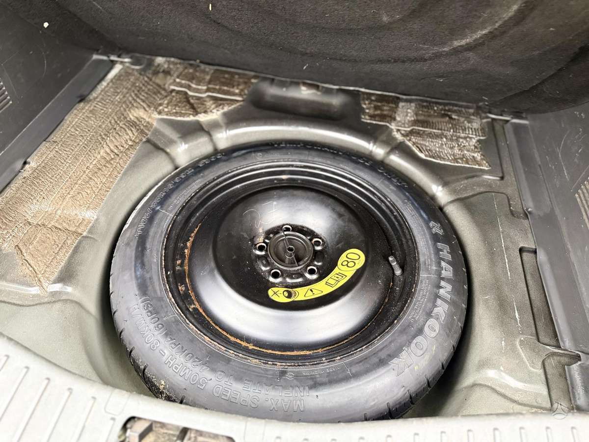 Ford C-MAX 2009 — photo 12